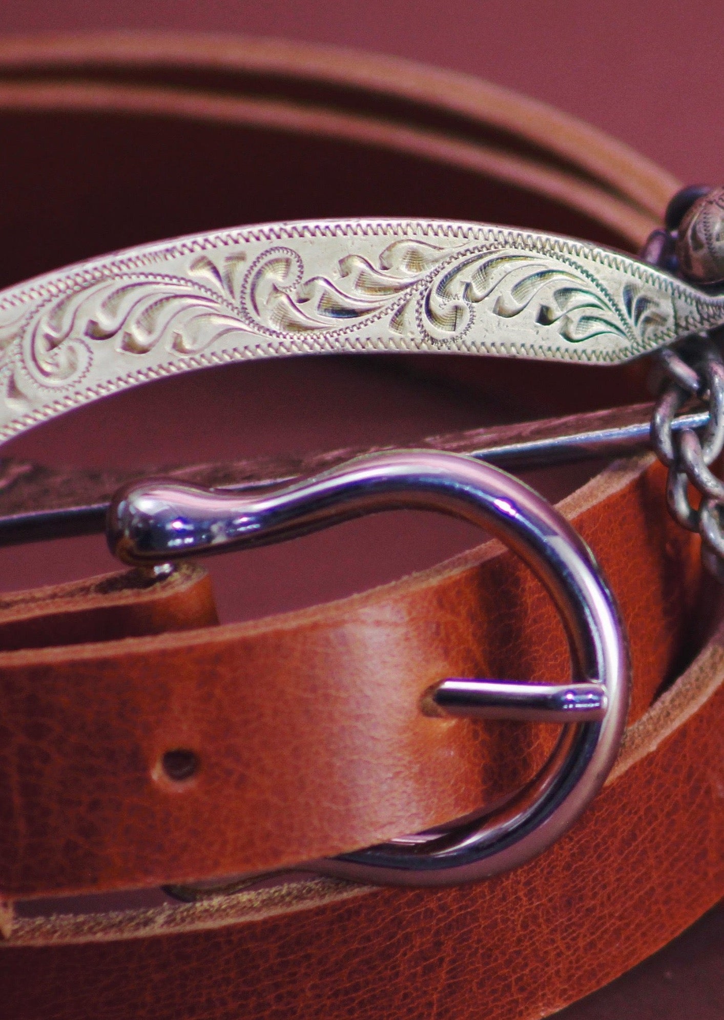 Horseshoe | Chestnut Leather Belt - Street and Saddle